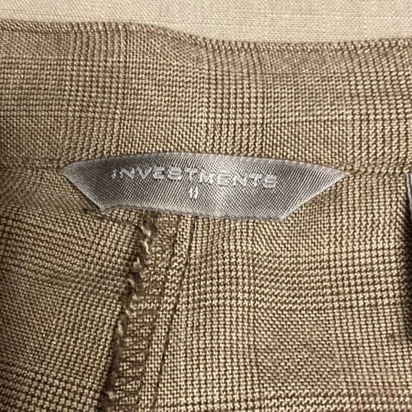 Elegant Tan Women's Trousers - Picture 5 of 7